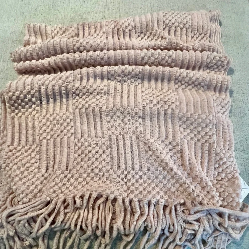 Dusty Rose Pink Popcorn‎ Knit Fringe Scarf Textured Acrylic Winter Wrap RN 67227